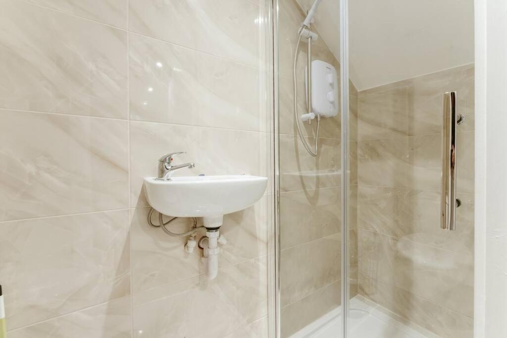Charming Central London Kitchenette - Your Ideal Stay In The Heart Of The City Exterior foto